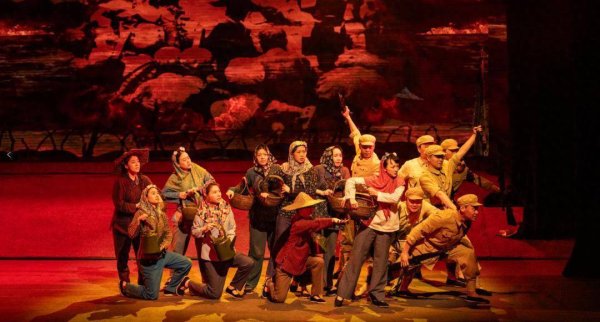 配资知识门户 省委省直机关工委组织观看情景党课《人民公仆谷文昌》